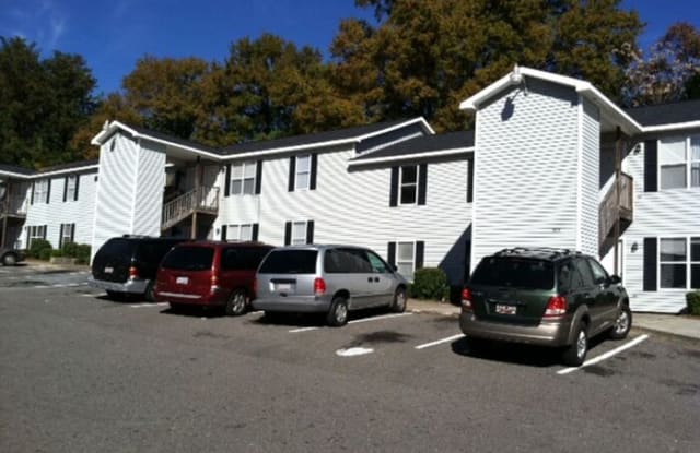 914 Davis Avenue - 914 Davis Avenue, Gastonia, NC 28054
