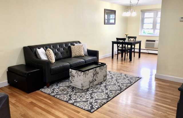 4 Emerson Gardens Road Gallery 2