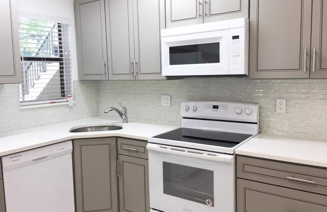 4530 Carambola Circle S Gallery 3