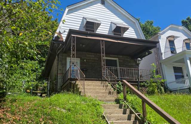 1330 Woodmont Avenue photos photos