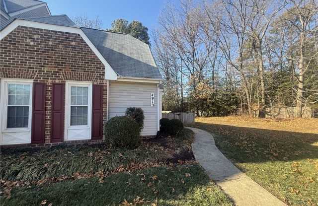 4912  Lurgan Pl - 4912 Lurgan Place, Laurel, VA 23228