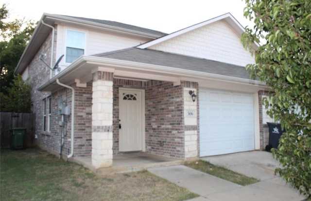 506 Bellevue Lane - 506 Bellevue Lane, Arlington, TX 76012