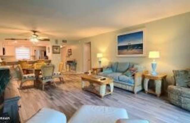 2100 Ocean Shore Boulevard photos photos