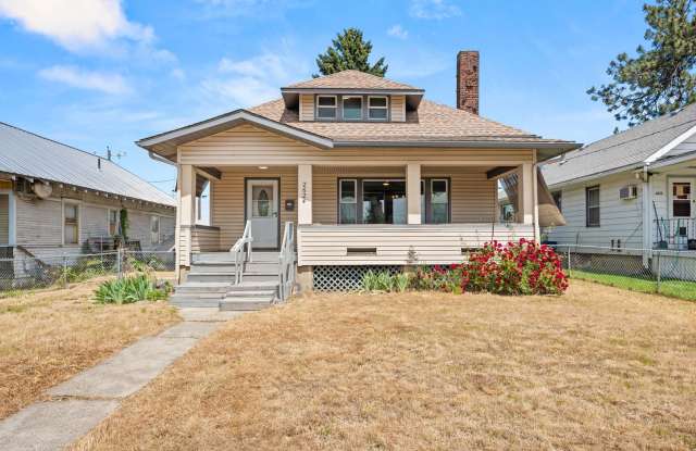 2624 W Eighth Ave photos photos
