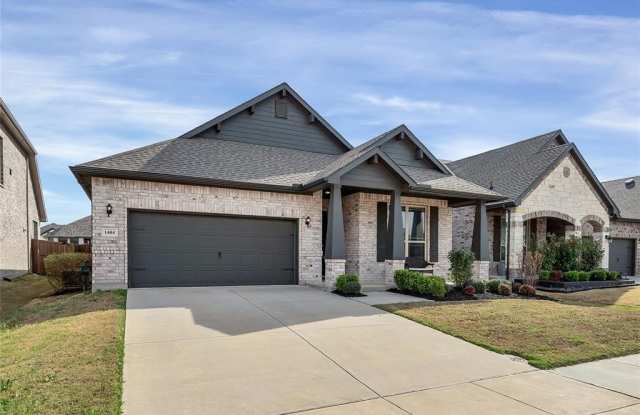 1404 Arrowwood Drive photos photos