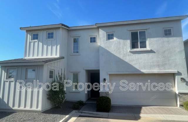 5528 S Dillon Cir Gallery 1
