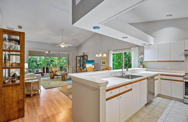4481 ASCOT Circle N Gallery 3