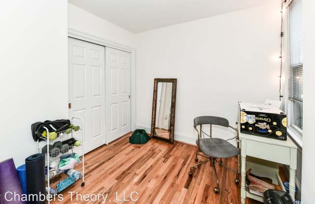 310 Q St NW Gallery 2