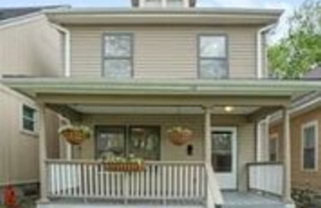 424 Kensington Ave - 424 Kensington Avenue, Kansas City, MO 64124