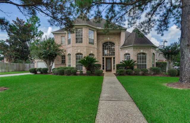 5611 Olympiad Drive Gallery 2
