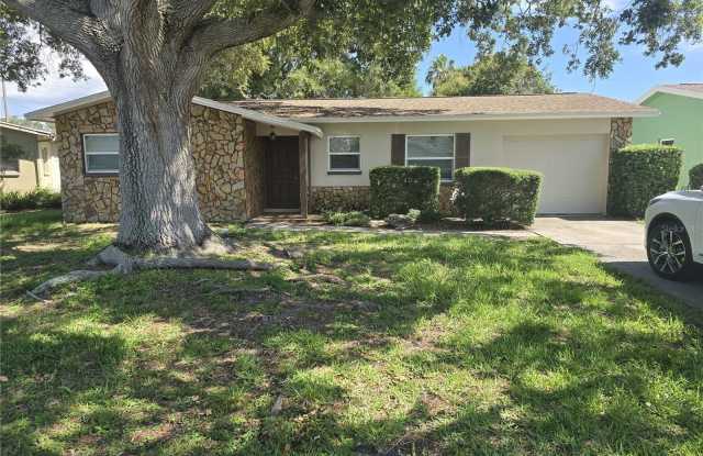 6916 300TH AVENUE N photos photos