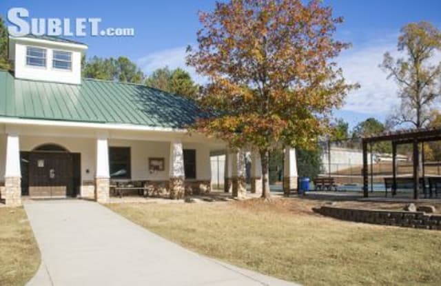 2617  Redding Rd Ne - 2617 Redding Road Northeast, North Atlanta, GA 30319