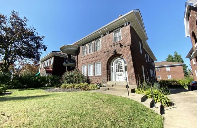 1107 N Highland Ave - 1107 North Highland Avenue, Pittsburgh, PA 15206