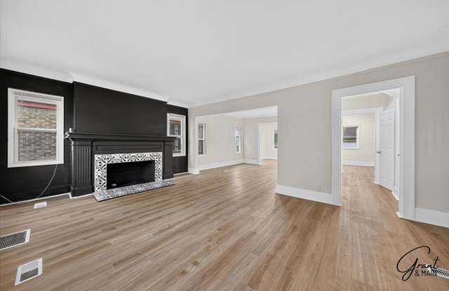 $1850 4 bedrooms Gallery 3