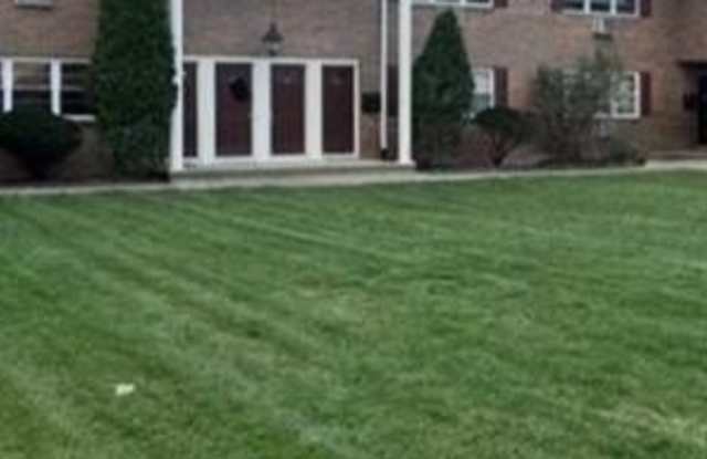 95 N Maple Avenue 2095 photos photos