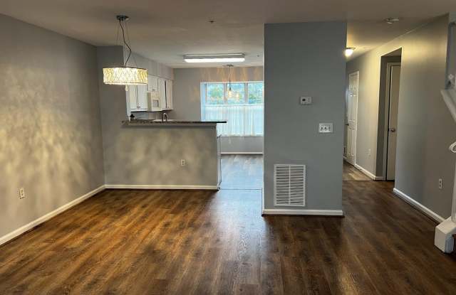 2071 PAWLET Drive Gallery 3