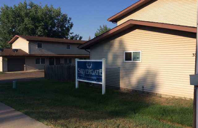 Newly updated!! 2 bedroom, 1 bath townhouse photos photos