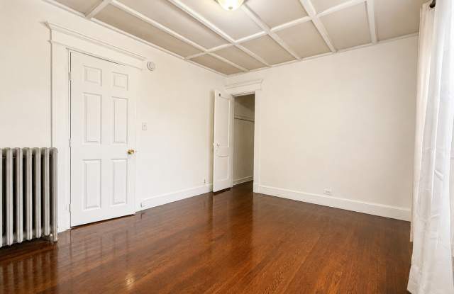 7 Alma Street Gallery 3