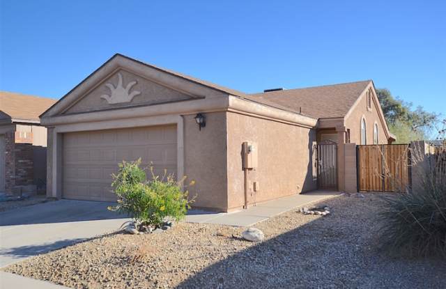 18621 North 33rd Drive Gallery 2