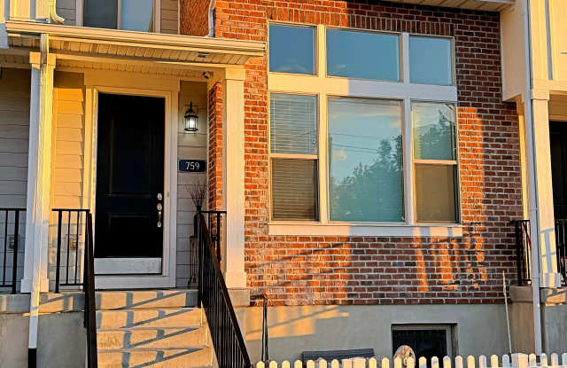 759 Gordon Ave photos photos