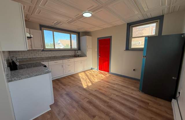 5036-3 LEESPORT Avenue - 5036 Leesport Avenue, Temple, PA 19560