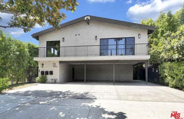 395 N Huntley Dr - 395 Huntley Drive, West Hollywood, CA 90048