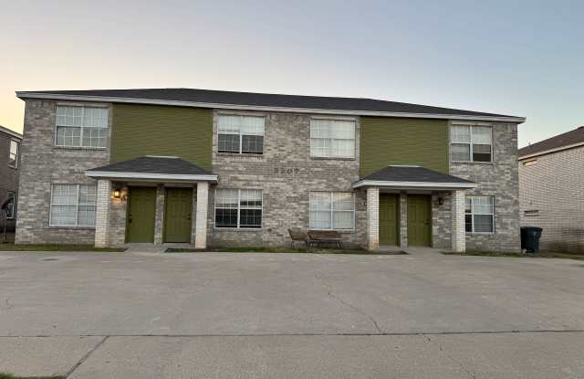 3207 Hereford Lane photos photos