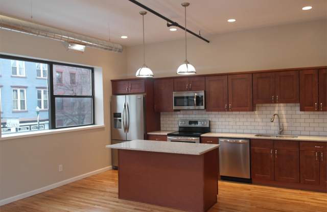 502 Broadway - B Gallery 2