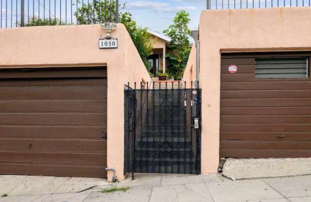 1050 Hyperion Avenue - 1050 Hyperion Avenue, Los Angeles, CA 90029