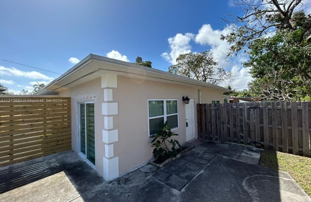 2621 Southwest 12th Terrace - 2621 Southwest 12th Terrace, Fort Lauderdale, FL 33315
