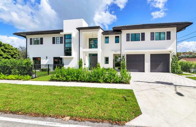 6840 LAKE Avenue Gallery 1
