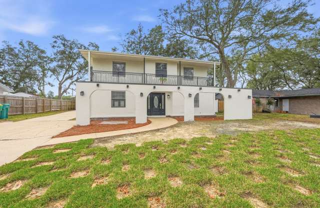 5BR! Mediterranean-style residence in the heart of Niceville photos photos