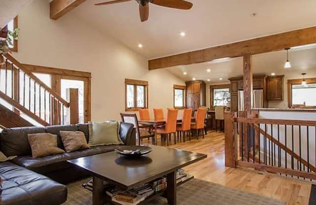 Available Now! Boulder’s Best-Kept Secret — Mountain Living in Town photos photos