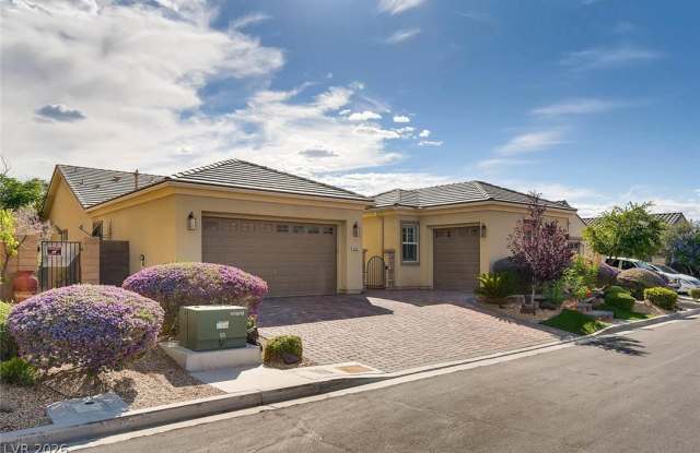 2467 Antrim Irish Drive Gallery 1