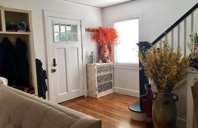86 Brown Road Gallery 2