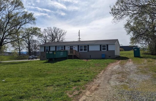 1502 Shamrock Street - 1502 Shamrock Street Northwest, Roanoke, VA 24017