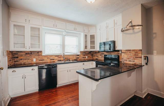 Home with Beauty, Character and Great LOCATION to MSU--4 bed 2 bath!! photos photos