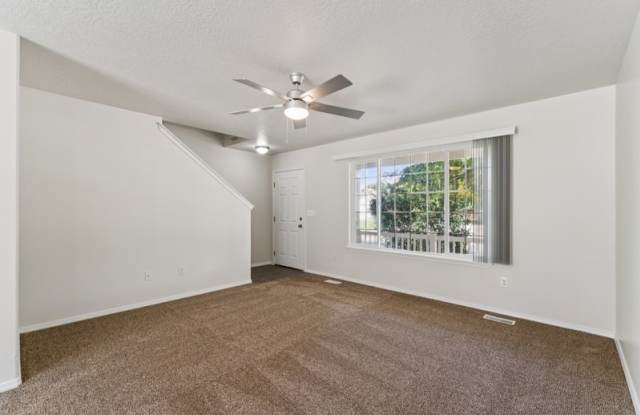 123 Chapparosa Court East Gallery 4