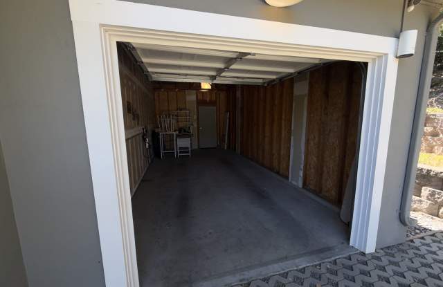 12869 Robleda Road Gallery 4