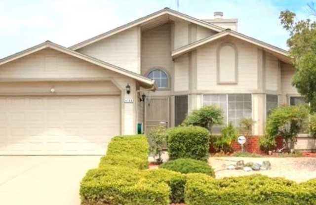 3bd/2ba Single Story, Fresh Updates, Huge Backyard photos photos