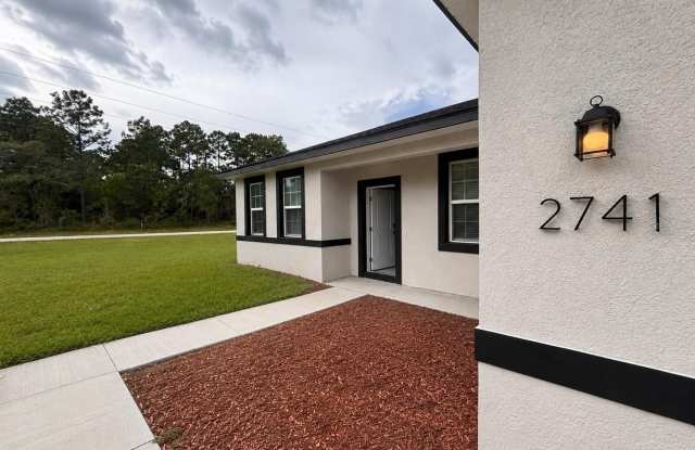 2741 W RUTLAND Drive Gallery 2