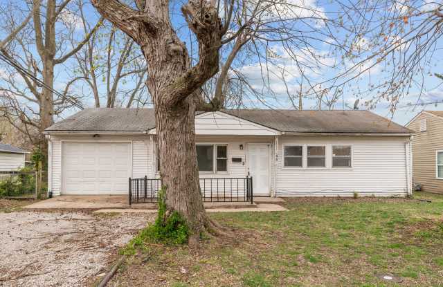 45 Louise Lane photos photos