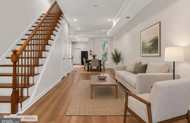 1719 RUXTON Avenue Gallery 3