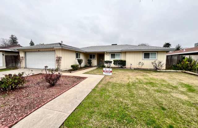$2,595 Fresno St.  Bullard, 4 Bedroom House - E. Escalon Ave, Fresno photos photos