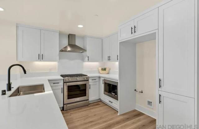 1103 Catania Ct Gallery 4