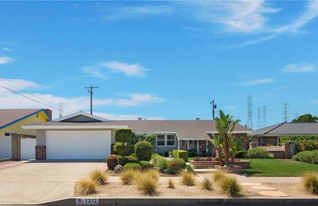 1312 E Concord Avenue Gallery 2