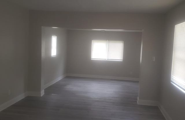 5531 AGRA Court Gallery 4