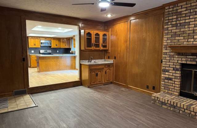 Spacious Harvey Oaks 4-bedroom home with classic charm and modern updates - 15412 Shirley Street, Omaha, NE 68144