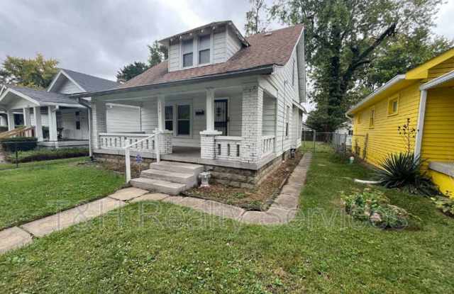 1321 North Warman Avenue Gallery 4