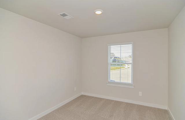 1162 Bluffton Circle Gallery 3